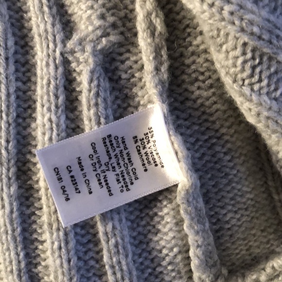 Beautiful Talbots sweater - Picture 7 of 9